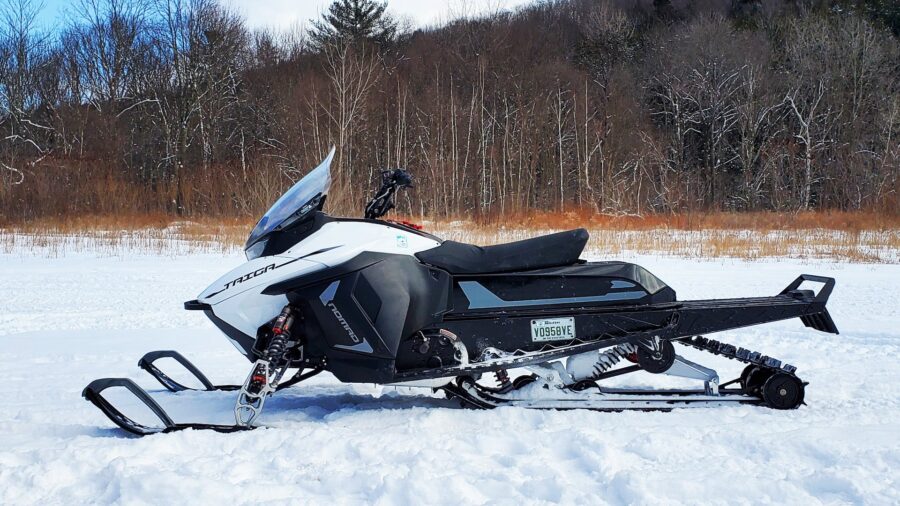 Revolutionizing Winter Fun: The Complete Guide to Electric Snowmobiles