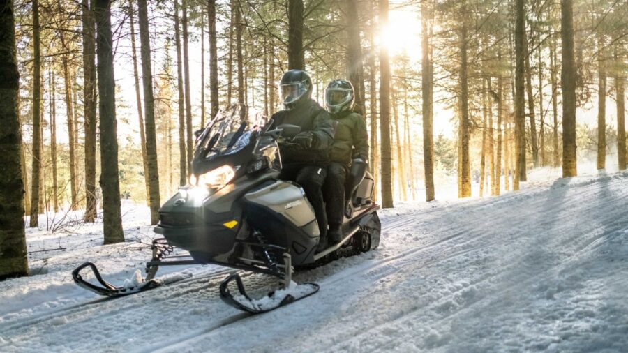 what-is-touring-snowmobile